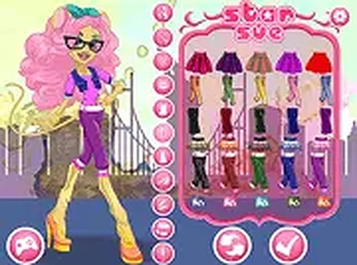 Royal Mouse Wardrobe Stylist